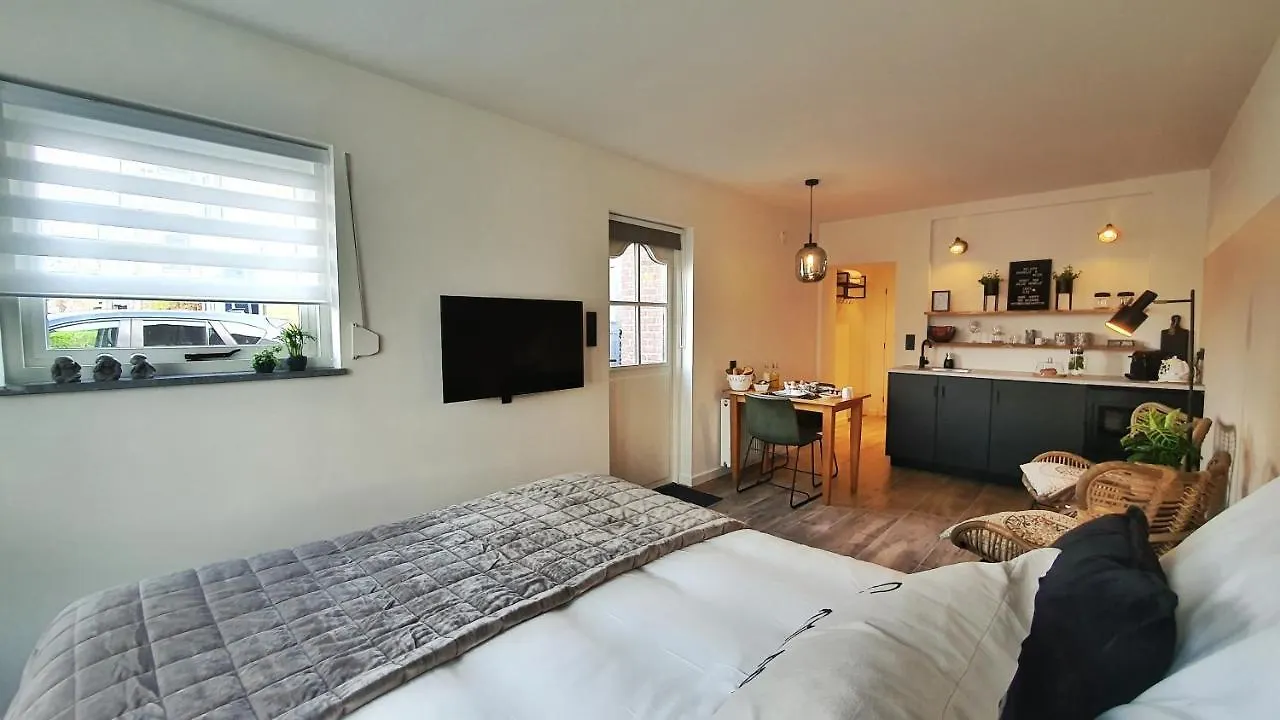 Bed & Breakfast B&Be Happy Berg en Terblijt Netherlands